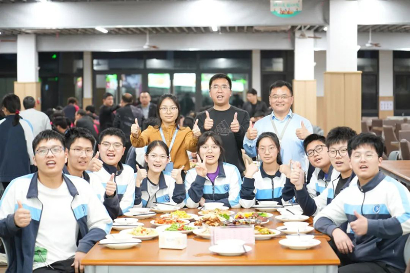 校長陪餐 | 美好“食”光,暢談“味”來