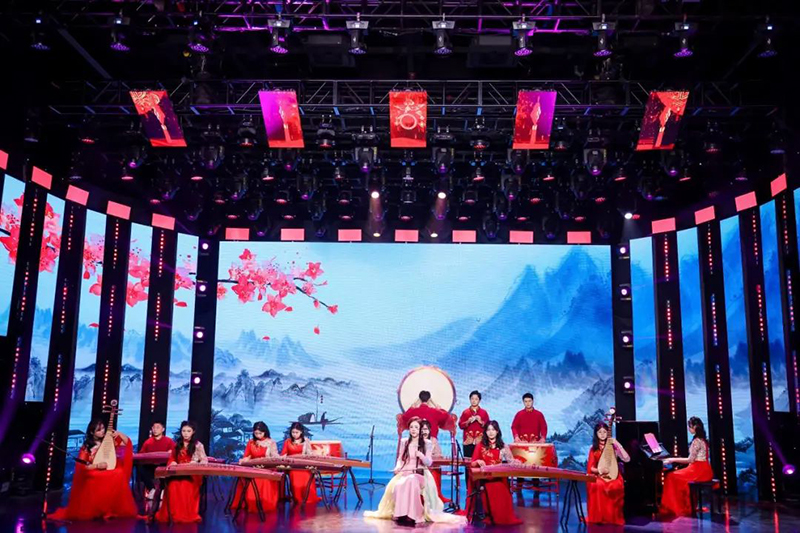 合肥新華公學民樂團閃耀百花獎頒獎典禮，斬獲金獎載譽而歸